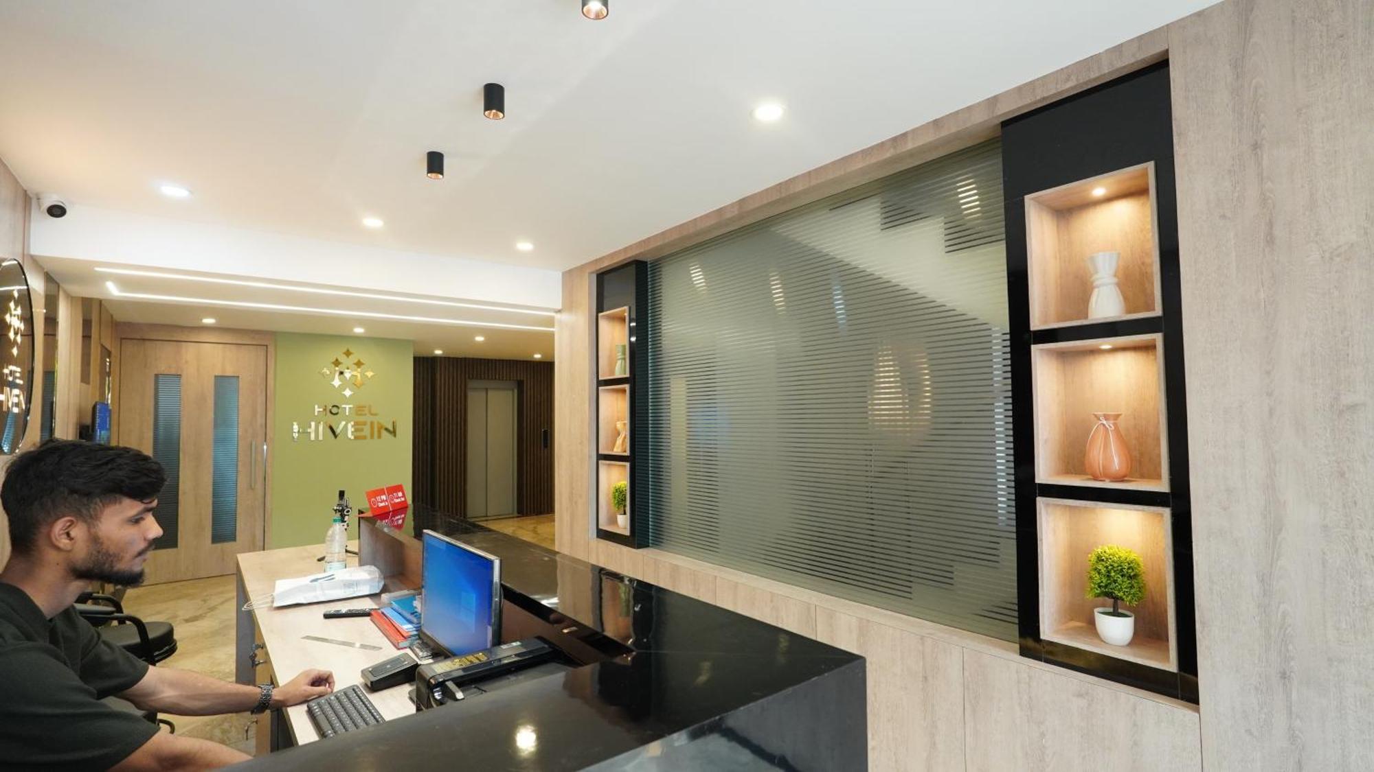 Hotel Hive Inn - Kozhikode Exteriör bild