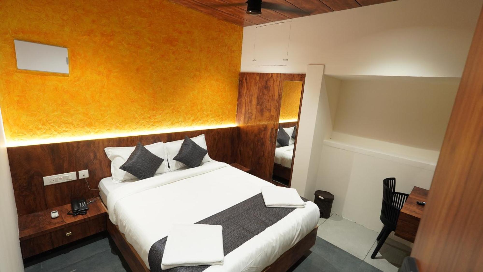 Hotel Hive Inn - Kozhikode Exteriör bild