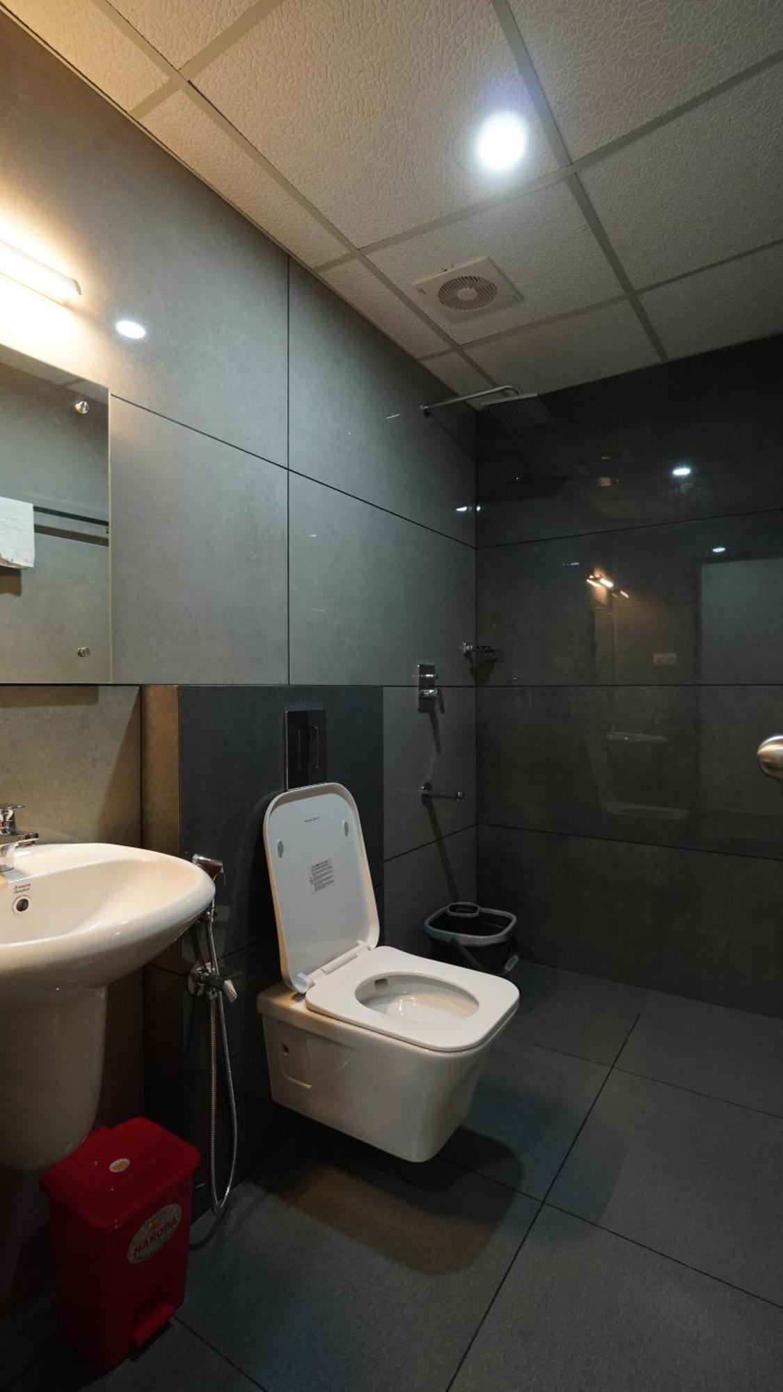 Hotel Hive Inn - Kozhikode Exteriör bild