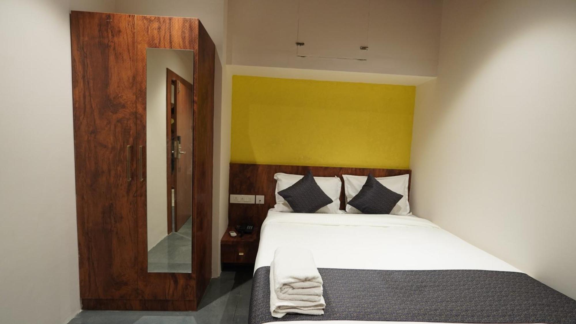 Hotel Hive Inn - Kozhikode Exteriör bild