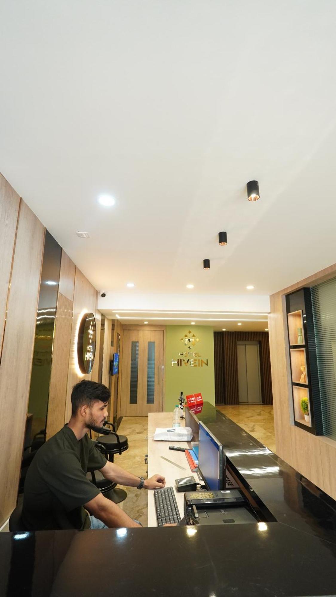 Hotel Hive Inn - Kozhikode Exteriör bild