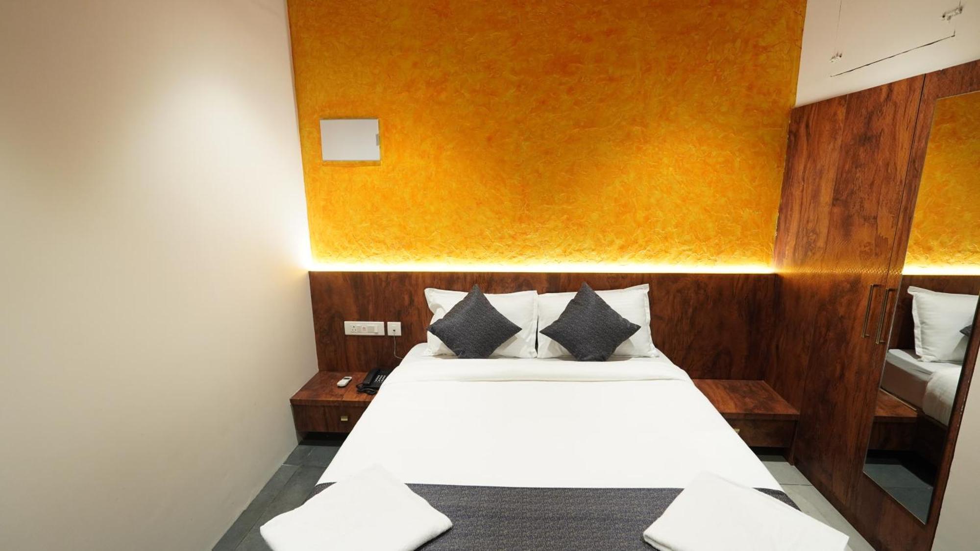 Hotel Hive Inn - Kozhikode Exteriör bild